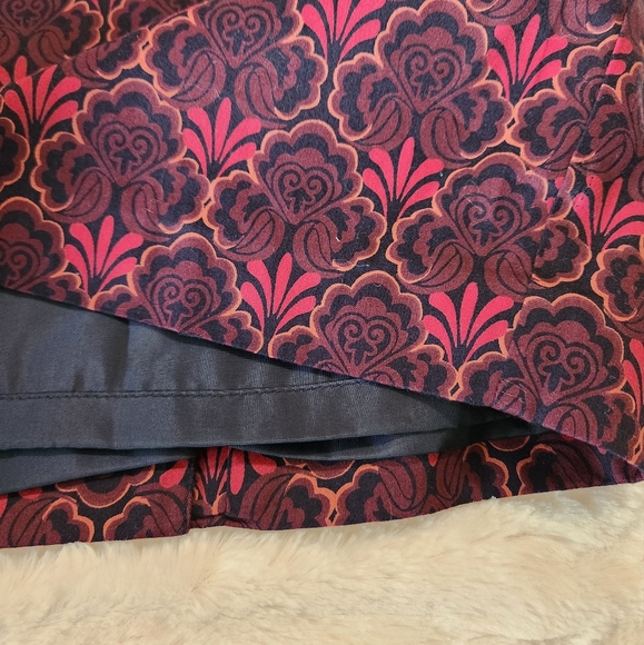 LOFT Burgundy Printed Pencil Skirt, Size  2 Petite - Picture 8 of 13